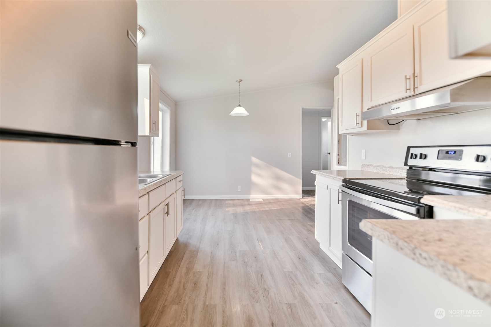 4898 Stratford Road Northeast Moses Lake, WA 98837 - Photo 17 of 40 Gallery Image 17