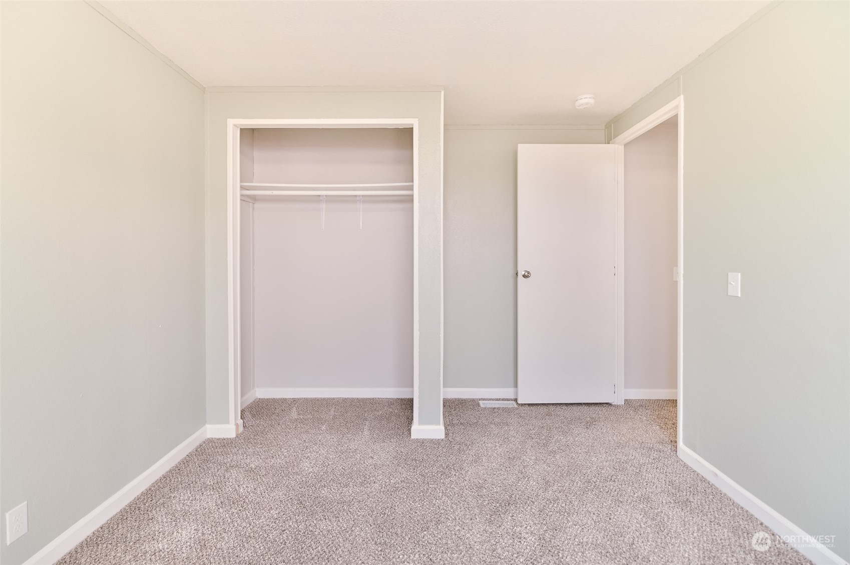4898 Stratford Road Northeast Moses Lake, WA 98837 - Photo 30 of 40 Gallery Image 30