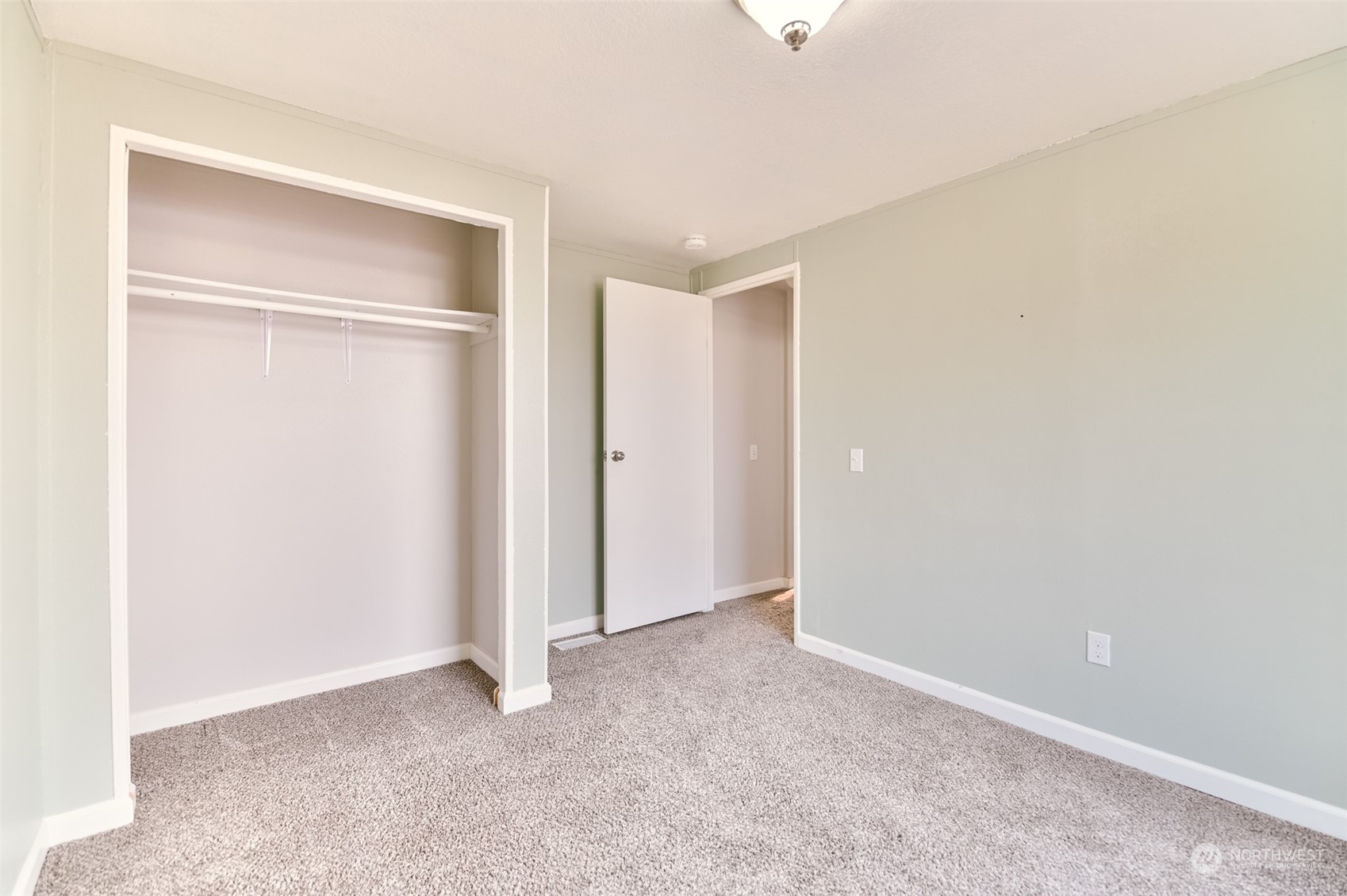 4898 Stratford Road Northeast Moses Lake, WA 98837 - Photo 32 of 40 Gallery Image 32
