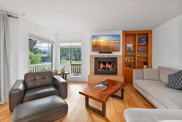 $675,000 | 4055 Eagle Street, Unit 102, San Diego, CA 92103