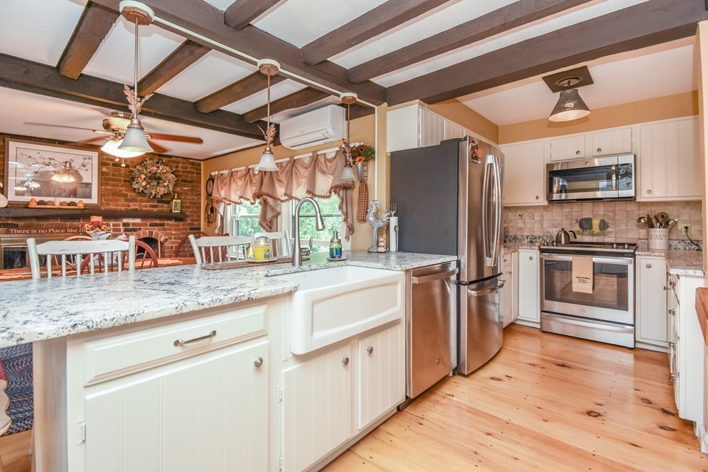 109 Hayden Rowe Street Hopkinton, MA 01748 - Photo 15 of 42