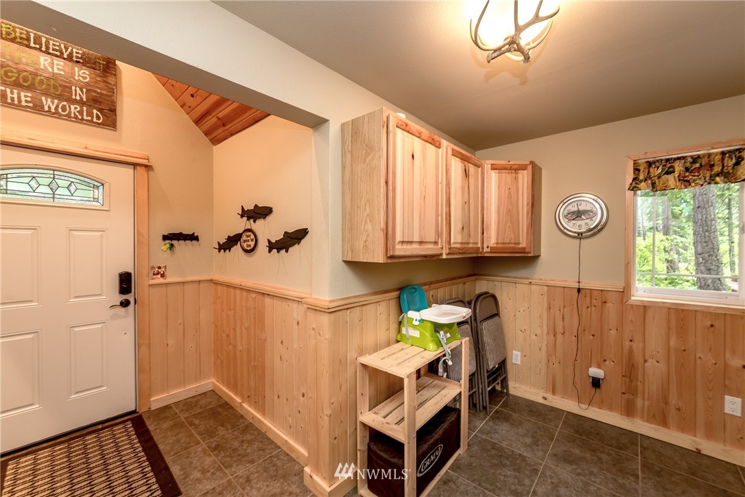31 Rally Way Easton, WA 98925 - Photo 11 of 24 Gallery Image 11