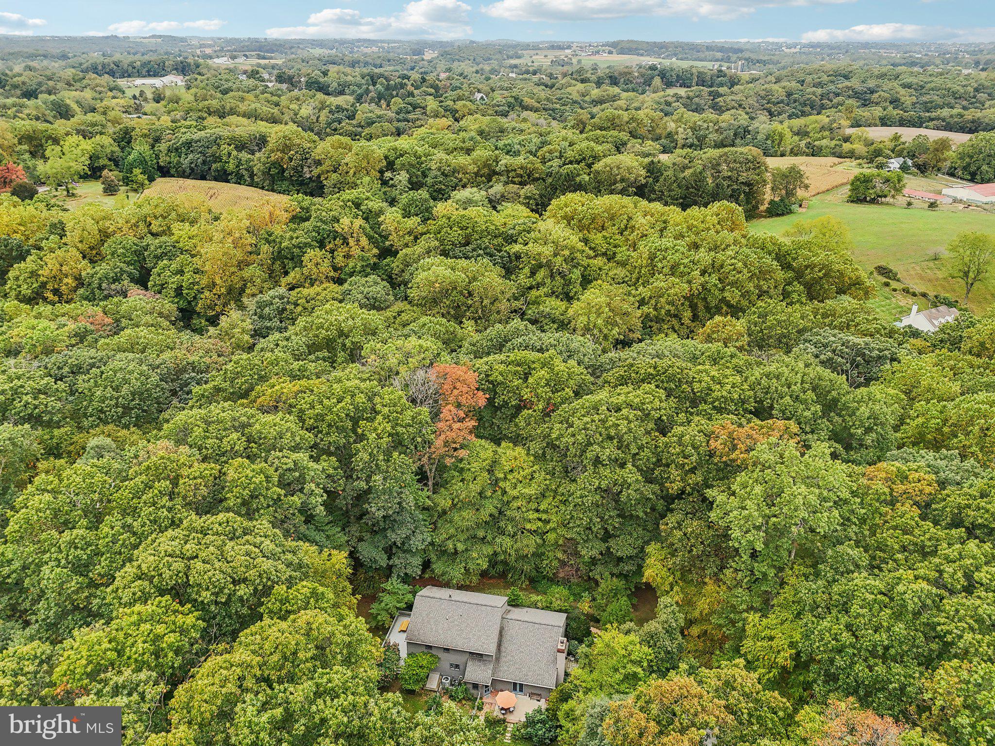 1076 Kings Row Road Oxford, PA 19363 - Photo 64 of 85 Drone view