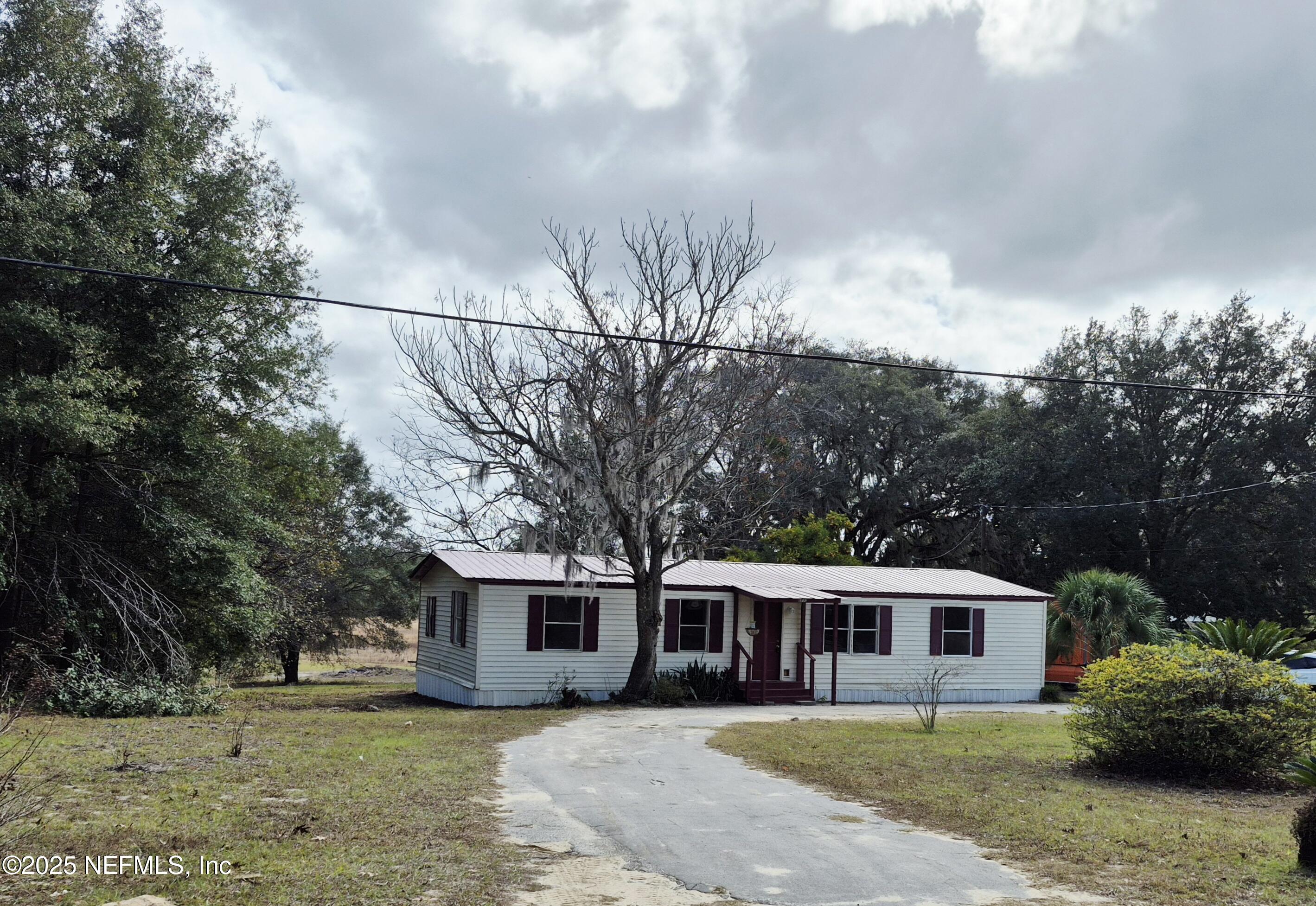 6113 Milligan Road Keystone Heights, FL 32656 - Photo 2 of 18 23776