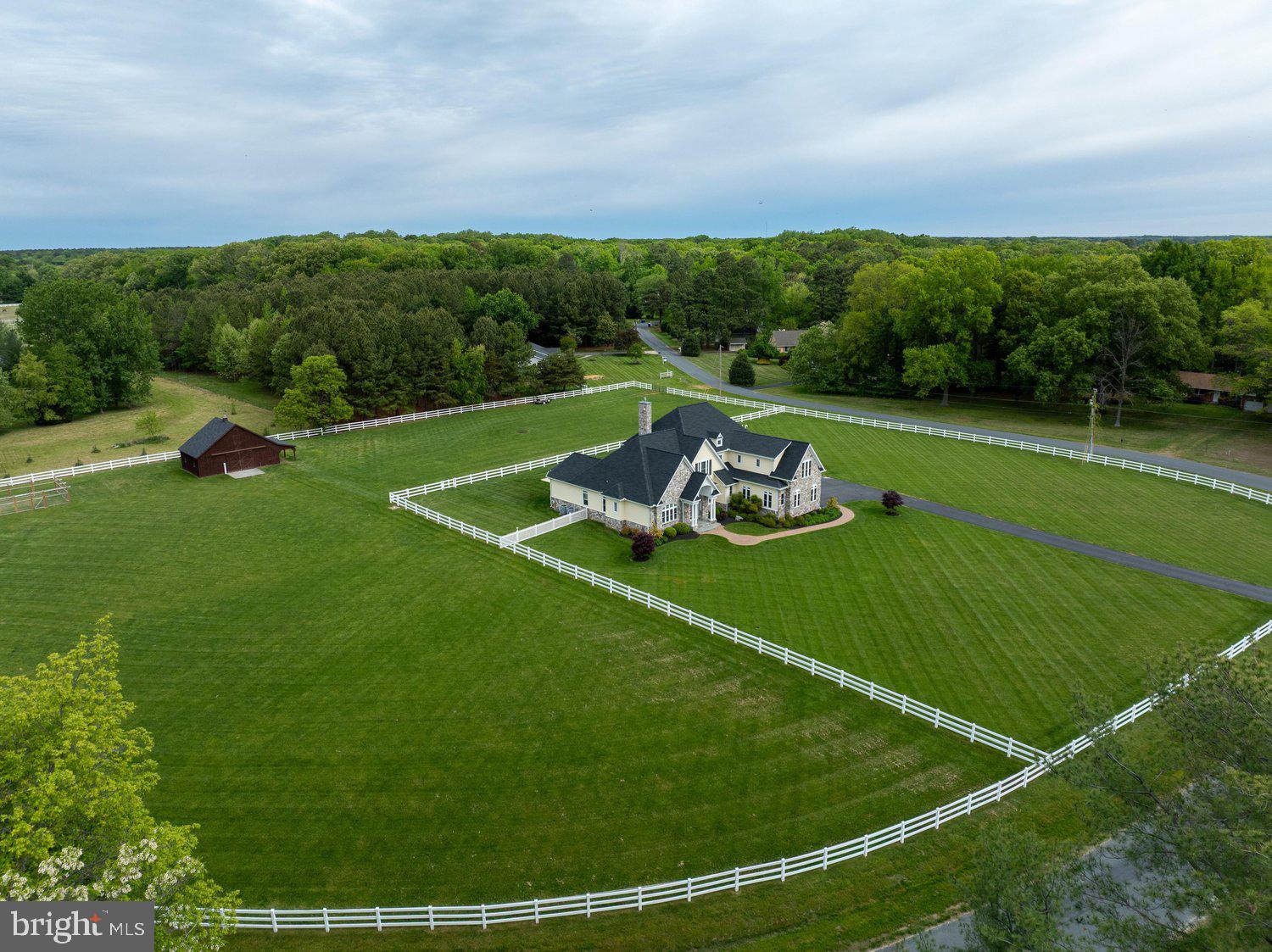 313 Wye Road Queenstown, MD 21658 - Photo 16 of 132 Sprawling estate embraced by lush greenery.