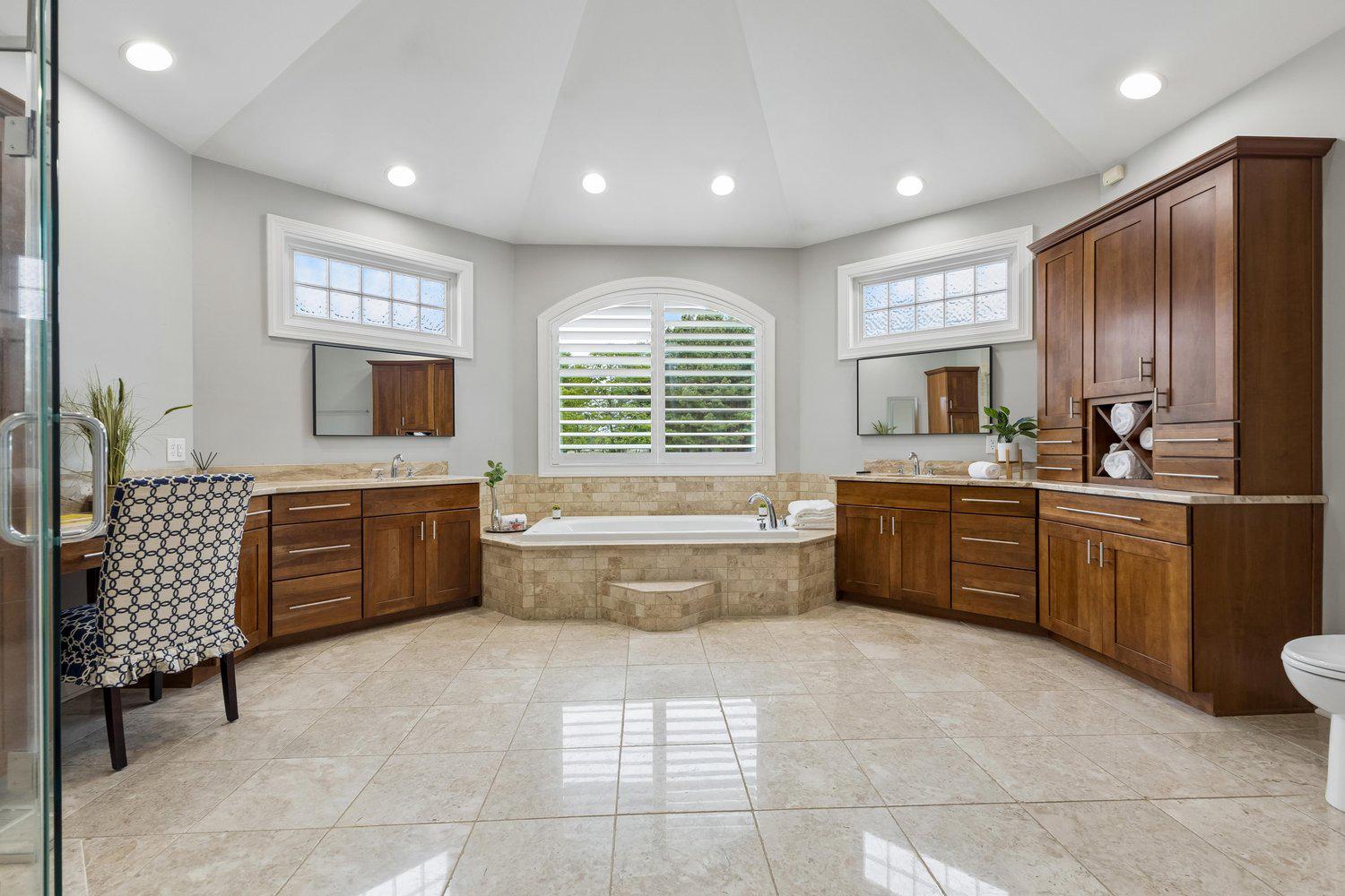 313 Wye Road Queenstown, MD 21658 - Photo 61 of 132 Primary Suite bathroom with elegant finishes.