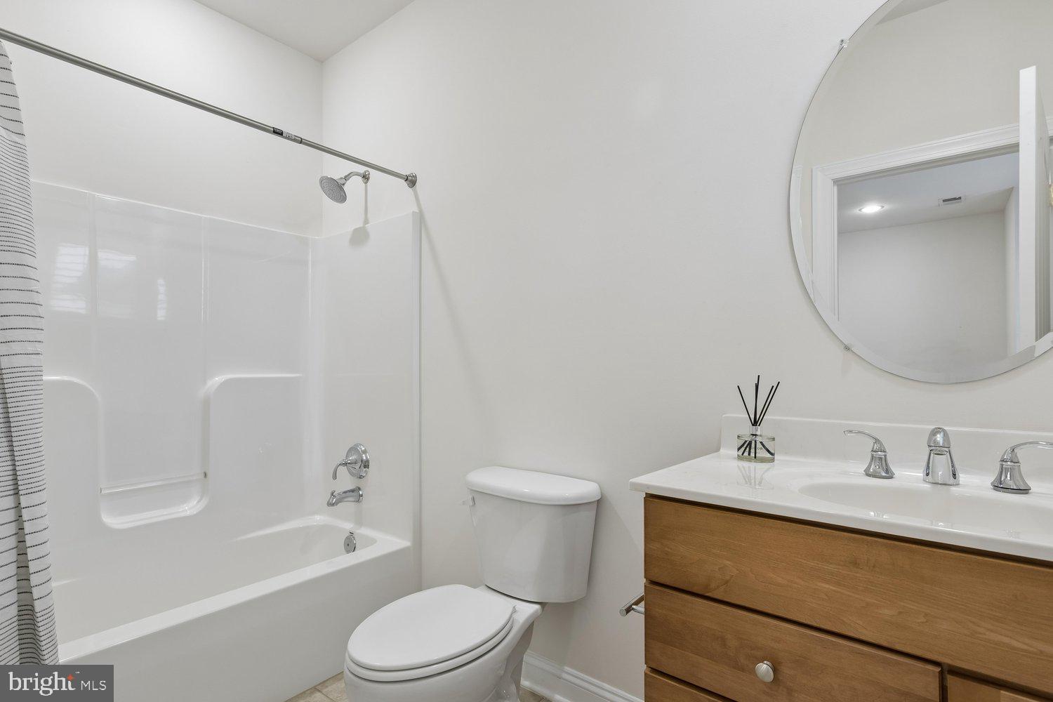 313 Wye Road Queenstown, MD 21658 - Photo 78 of 132 Modern bathroom with sleek finishes.