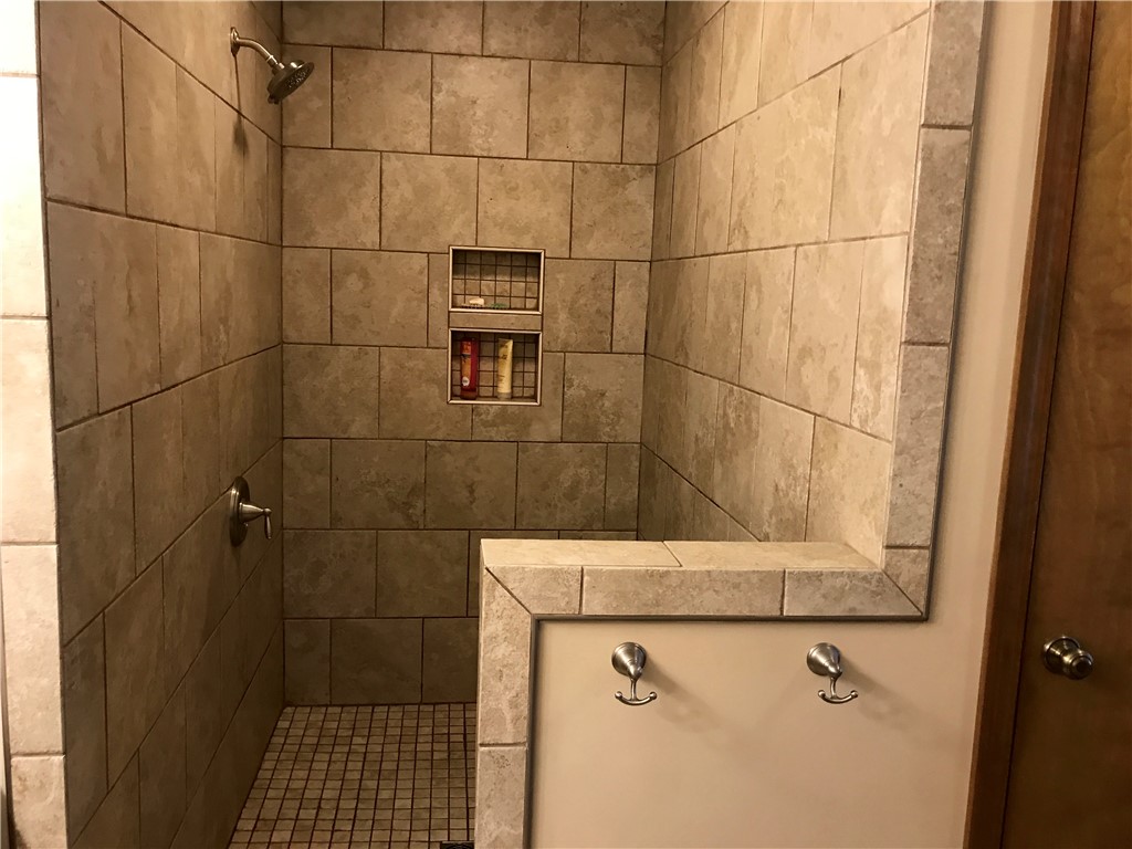 694 Pinewood Drive Pendleton, SC 29670 - Photo 29 of 38