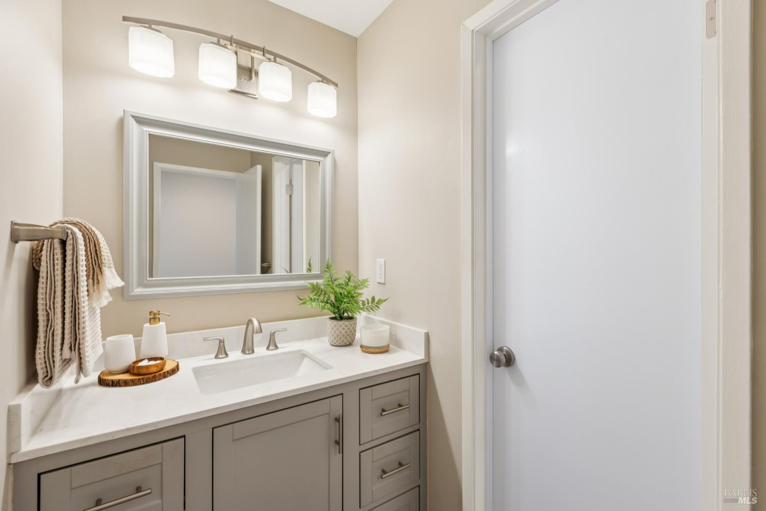149 Filbert Avenue, Unit 147 Sausalito, CA 94965 - Photo 26 of 43