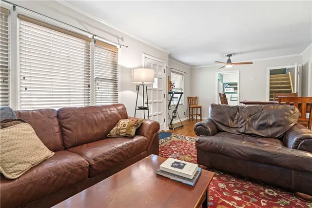 $301,000 | 2004 West 72nd Terrace, Prairie Village, KS 66208