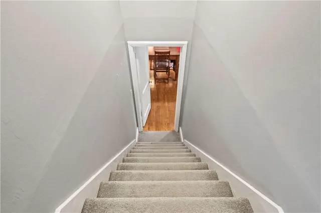 $301,000 | 2004 West 72nd Terrace, Prairie Village, KS 66208