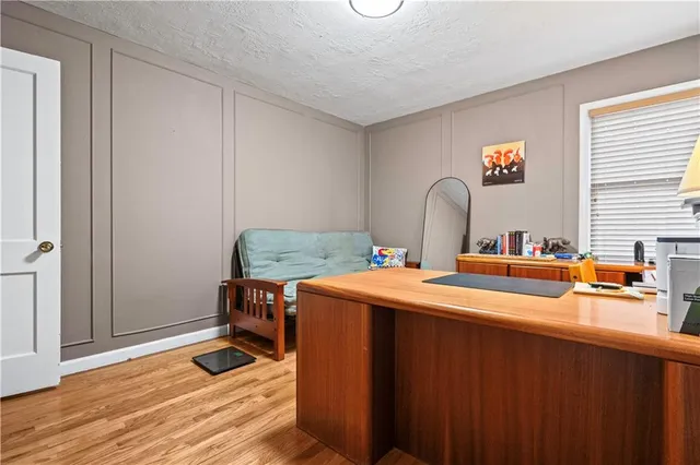 $301,000 | 2004 West 72nd Terrace, Prairie Village, KS 66208