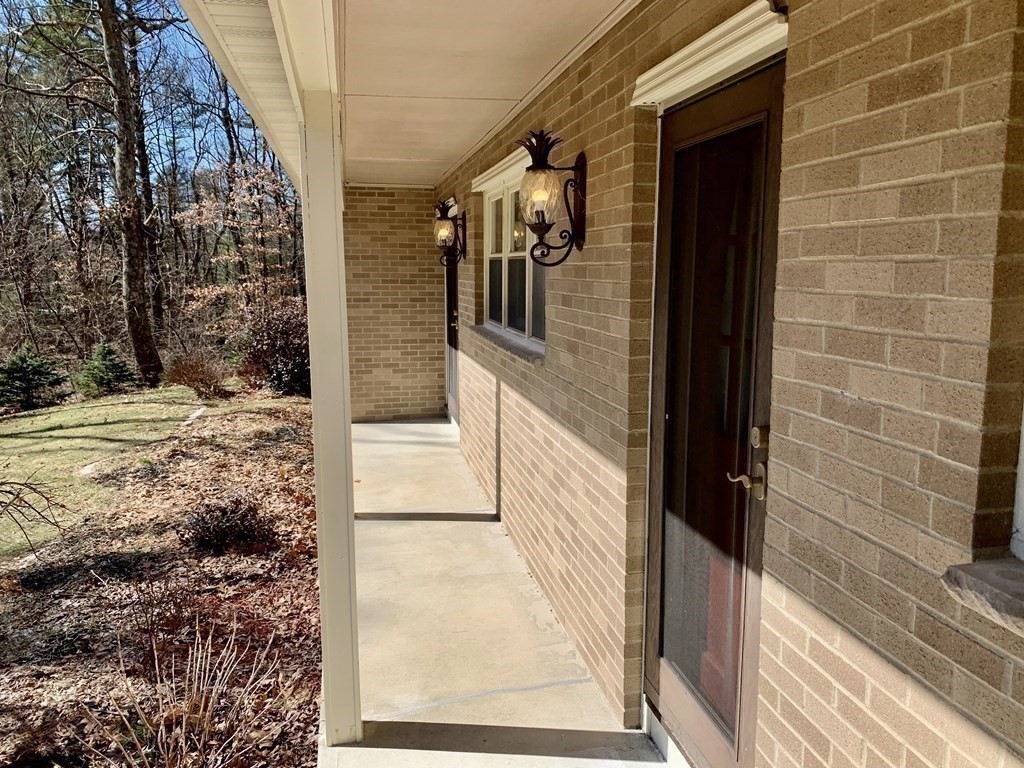 124 Hopkinton Road Upton, MA 01568 - Photo 14 of 40 Gallery Image 14