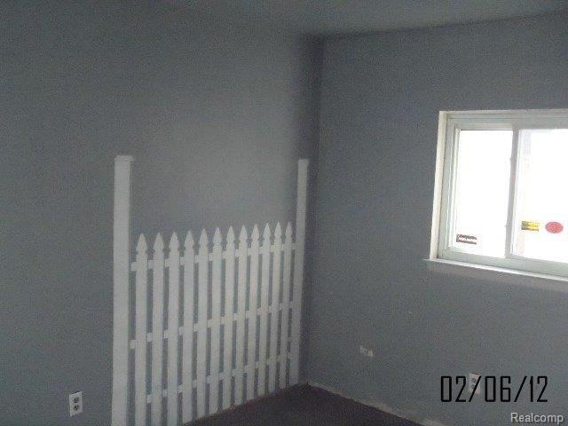 2340 Stephens Road Warren, MI 48091 - Photo 2 of 10 jerry 2-6-12 045.jpg