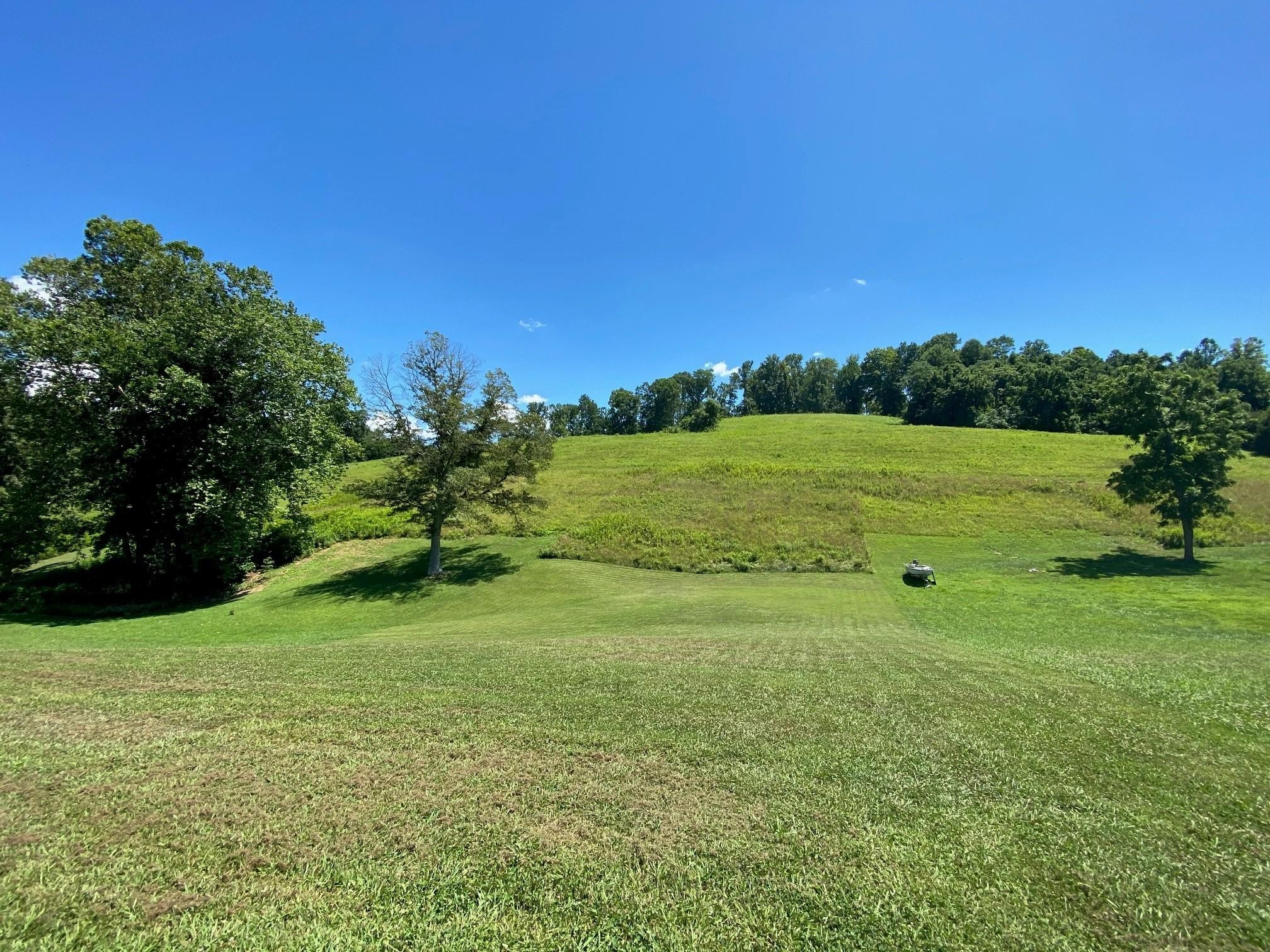 402 Hubbs Grove Road Maynardville, TN 37807 - Photo 2 of 21
