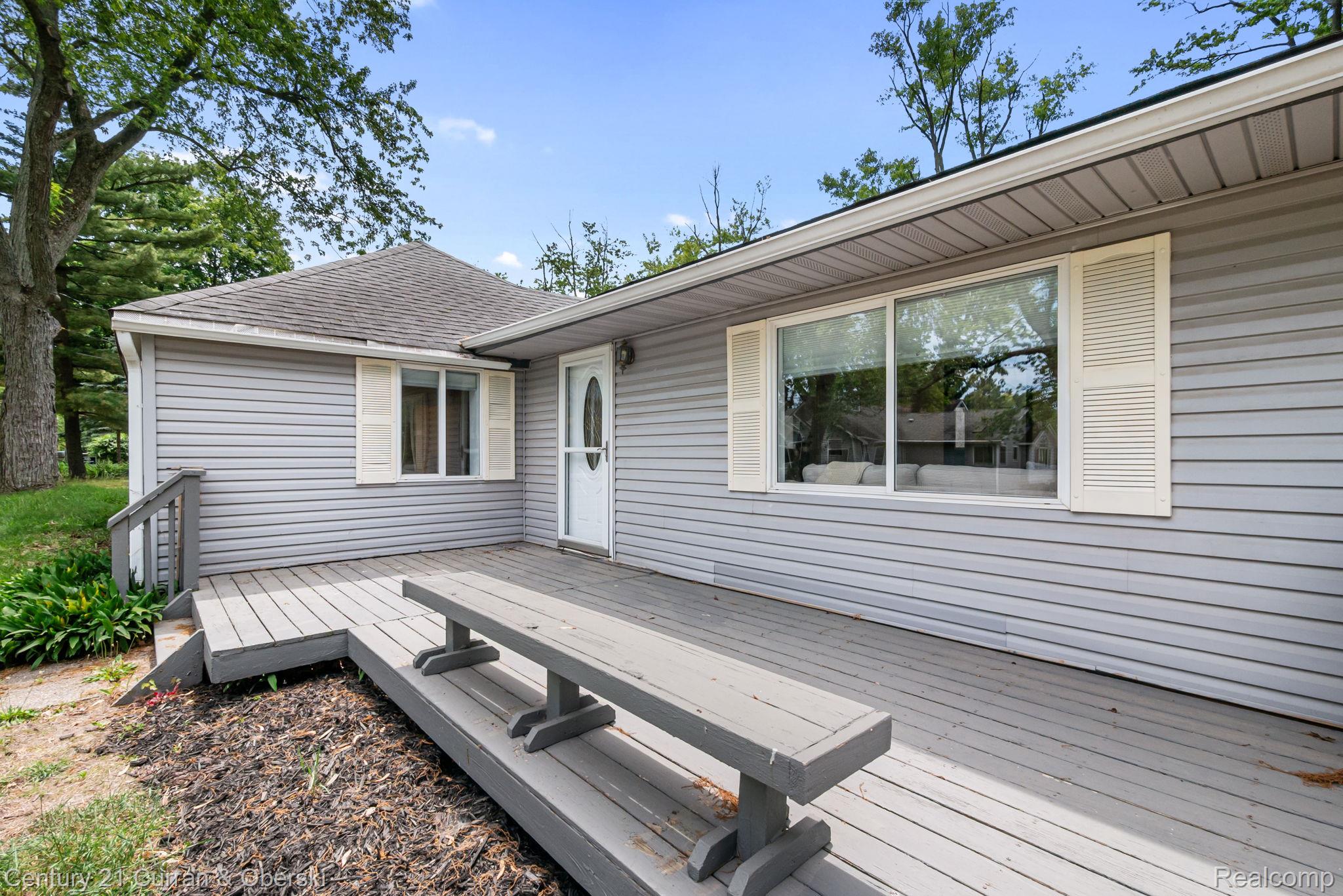 2374 Lakena Road West Bloomfield, MI 48324 - Photo 5 of 60 5-web-or-mls-P2630851.jpg