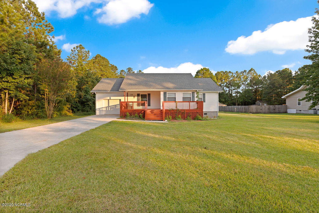 214 Jones Street Holly Ridge, NC 28445 - Photo 2 of 27 IMG_2504