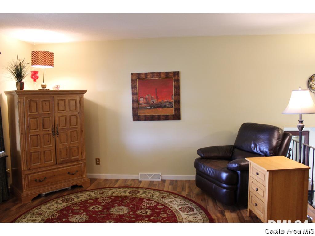 34 Merlin Drive Rochester, IL 62563 - Photo 4 of 14