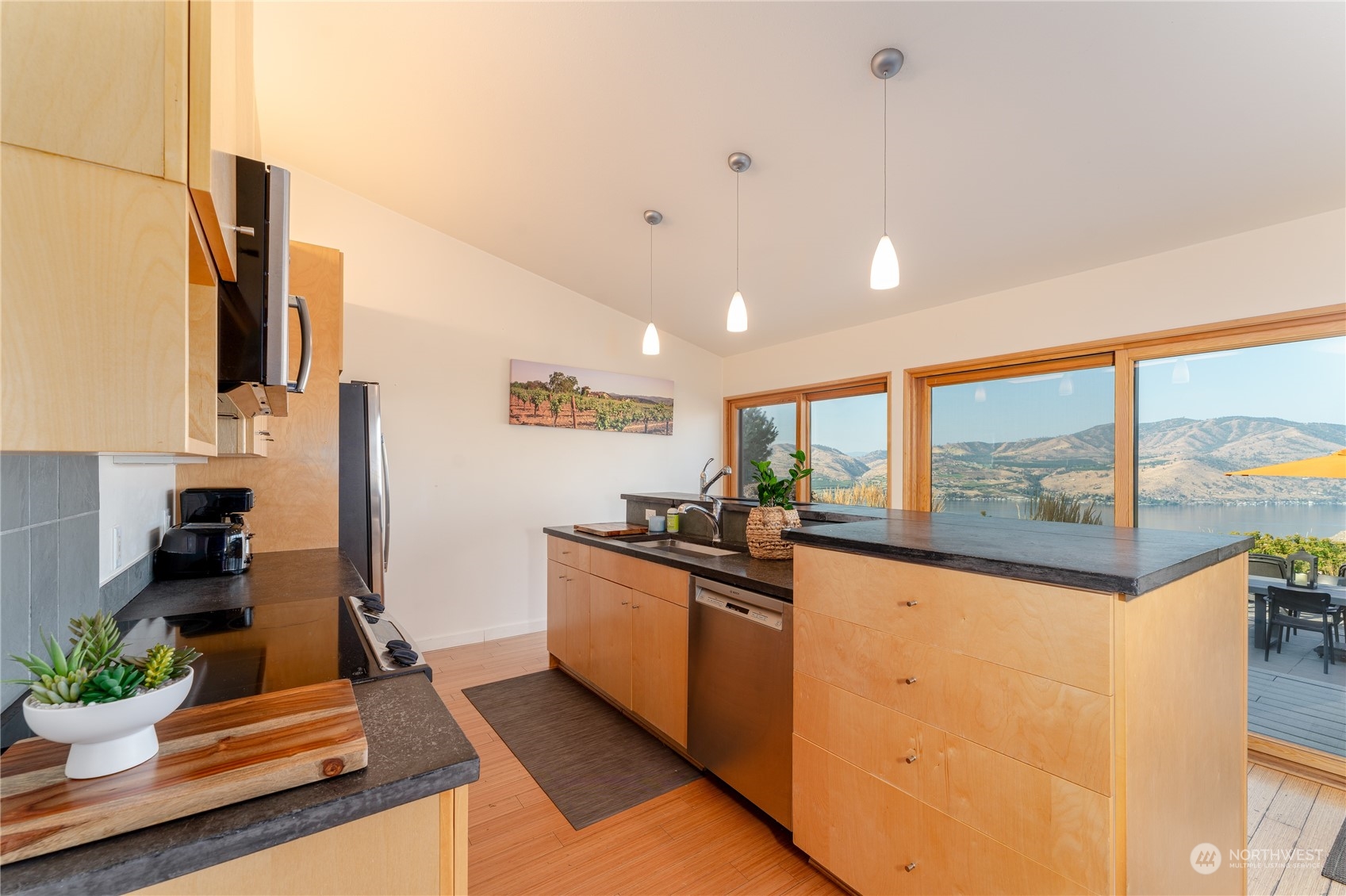 494 Boyd Road Chelan, WA 98816 - Photo 15 of 40 Gallery Image 15