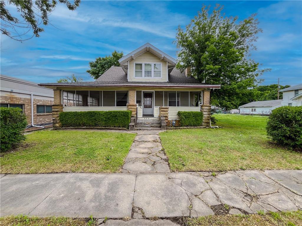 809 West Myrtle Street Independence, KS 67301 - Photo 1 of 1 Gallery Image 1