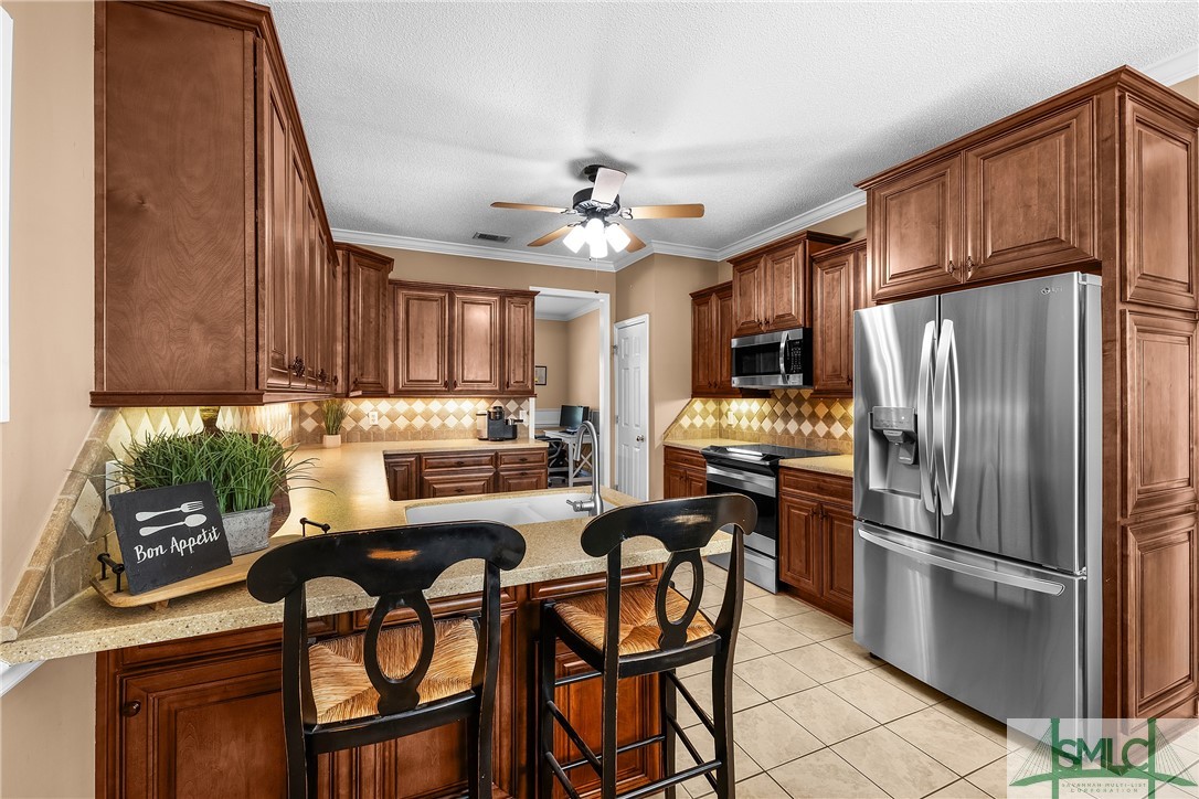 300 Stephanie Avenue Rincon, GA 31326 - Photo 11 of 47 Kitchen