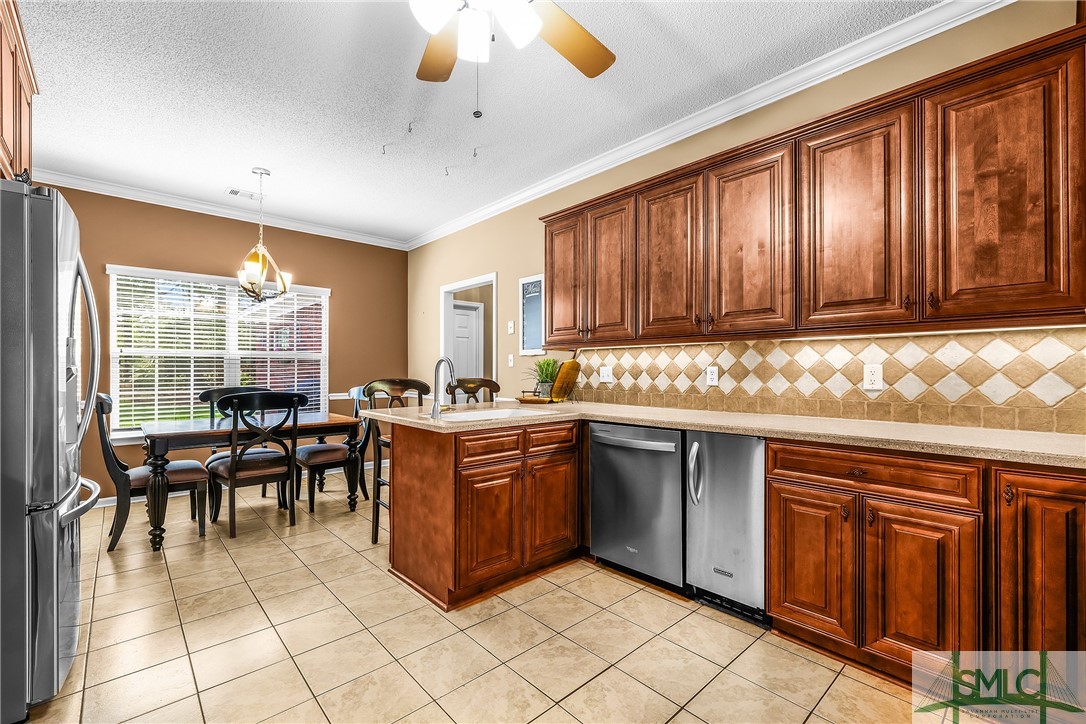 300 Stephanie Avenue Rincon, GA 31326 - Photo 16 of 47 Kitchen