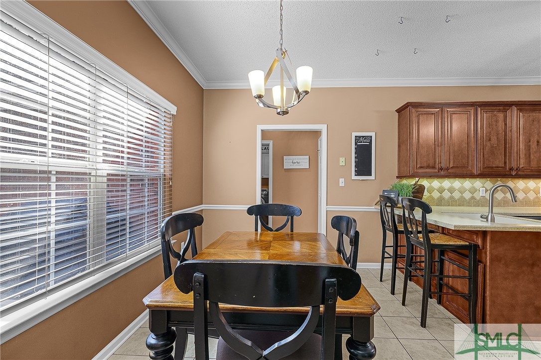 300 Stephanie Avenue Rincon, GA 31326 - Photo 8 of 47 Breakfast Area