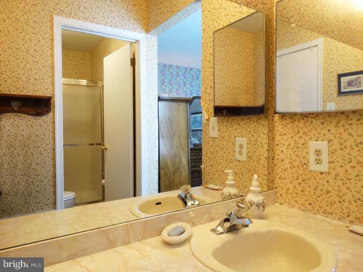 2555 Valley View Road Bensalem, PA 19020 - Photo 18 of 23 Bathroom