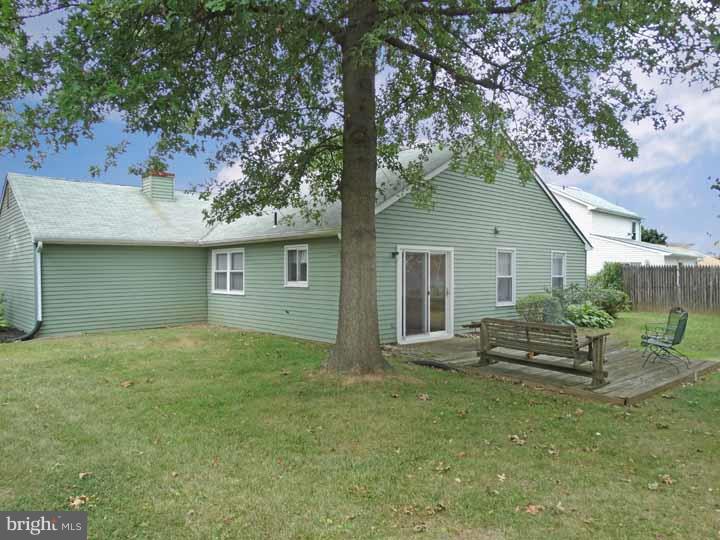 2555 Valley View Road Bensalem, PA 19020 - Photo 21 of 23 Exterior Back
