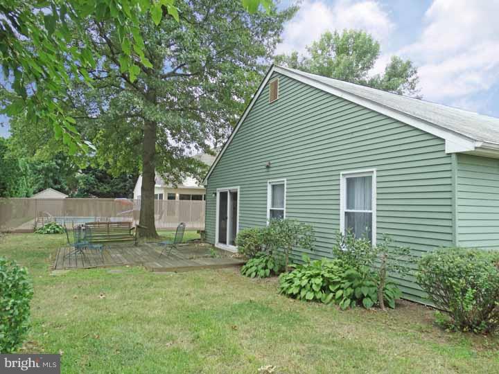 2555 Valley View Road Bensalem, PA 19020 - Photo 22 of 23 Exterior