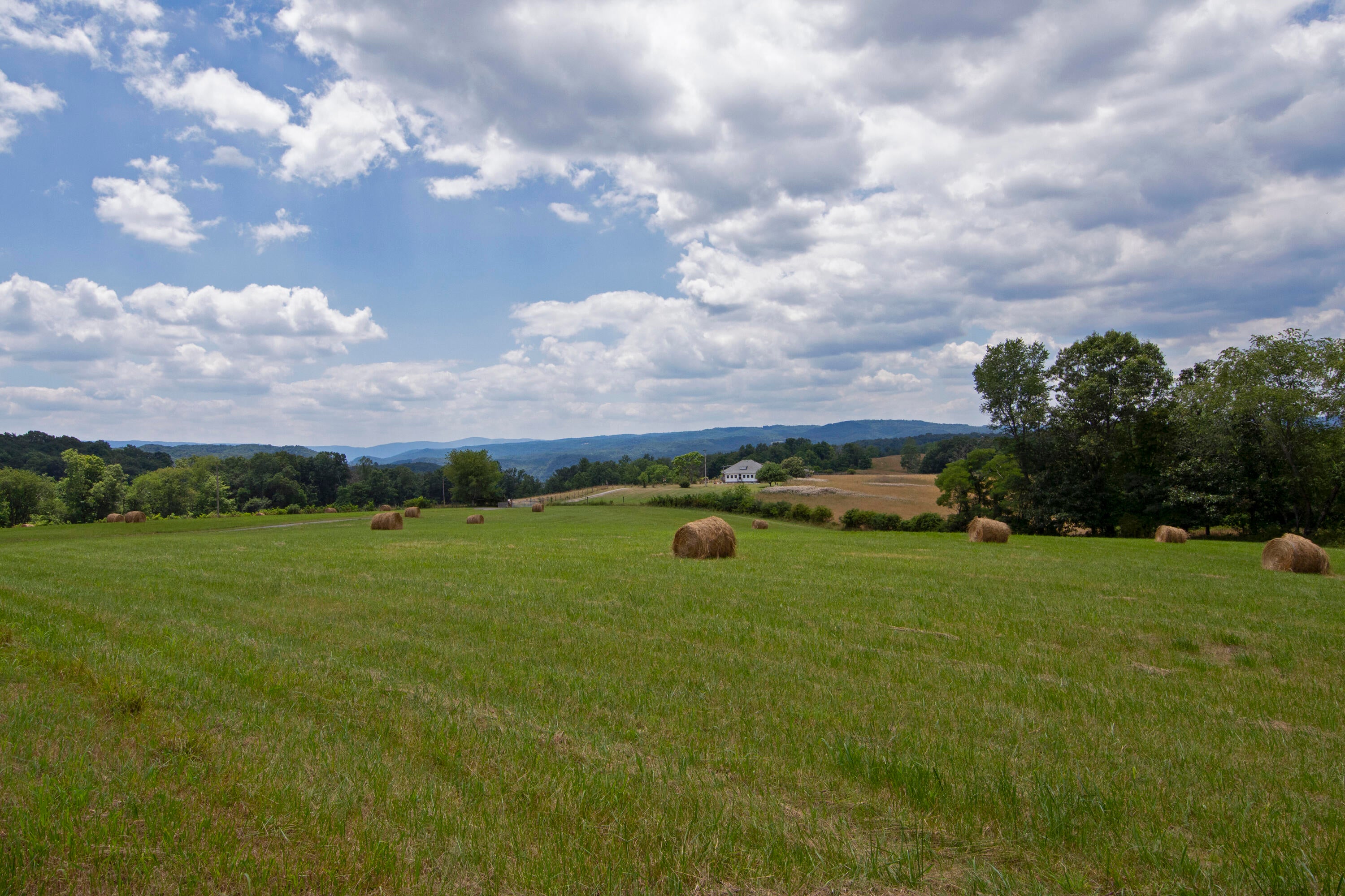 1511 Sunset View Road Peterstown, WV 24963 - Photo 26 of 30 Gallery Image 26