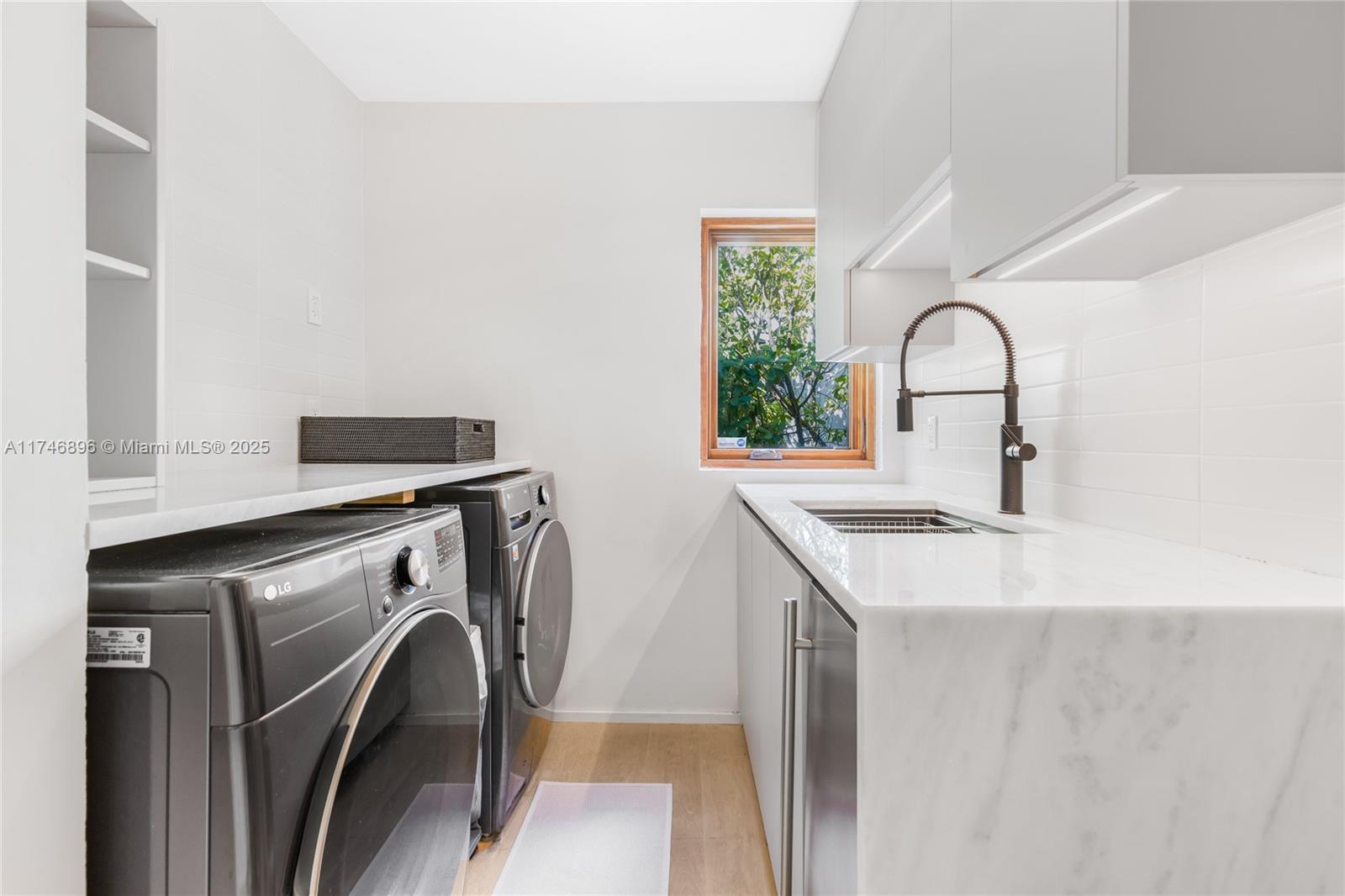 2153 North Bay Road Miami Beach, FL 33140 - Photo 40 of 70