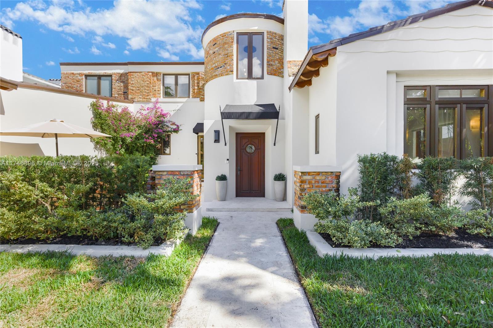 2153 North Bay Road Miami Beach, FL 33140 - Photo 4 of 70