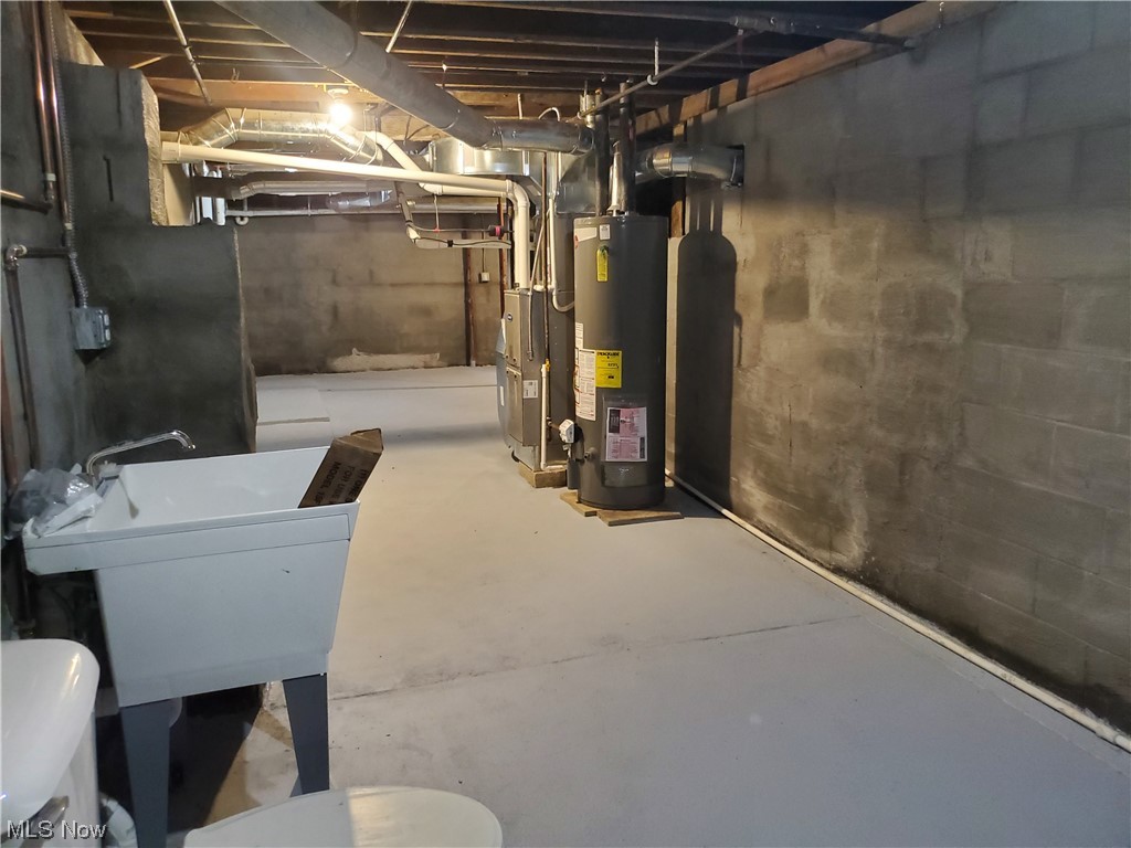 279 Devonshire Road Vermilion, OH 44089 - Photo 23 of 35 Basement featuring gas water heater