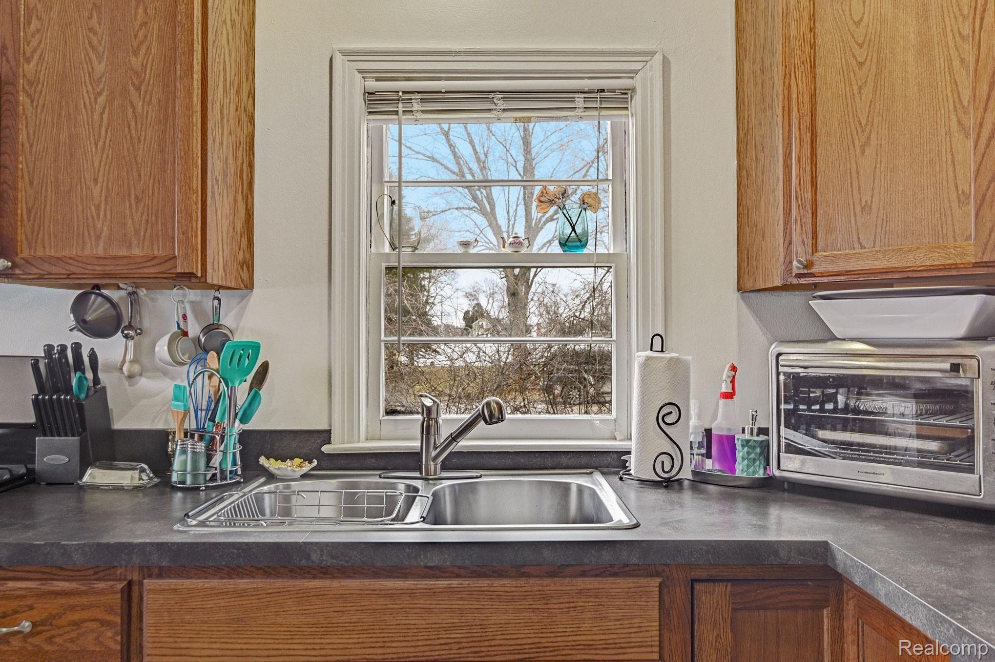 9063 Gd Blanc Road Gaines, MI 48436 - Photo 34 of 64 Home 2 kitchen 3.jpg