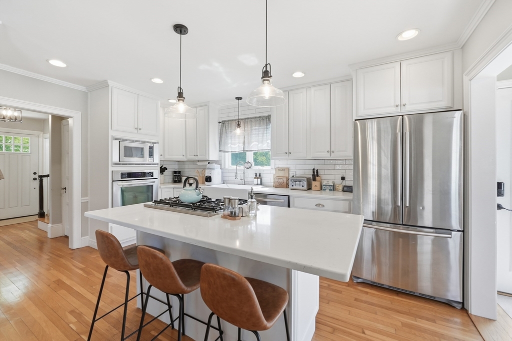 16 Bay State Road Worcester, MA 01606 - Photo 19 of 42