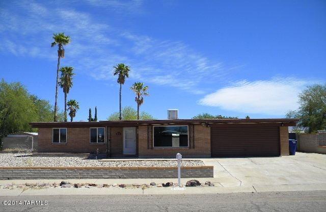 8301 East Rolling Ridge Street Tucson, AZ 85710 - Photo 1 of 35 Gallery Image 1