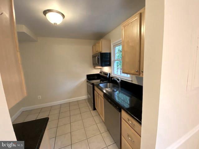 8407 Red Ash Court Springfield, VA 22153 - Photo 15 of 24 Gallery Image 15