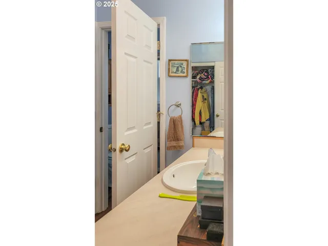 $395,000 | 1234 East 4th Avenue, Sutherlin, OR 97479