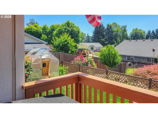 $395,000 | 1234 East 4th Avenue, Sutherlin, OR 97479