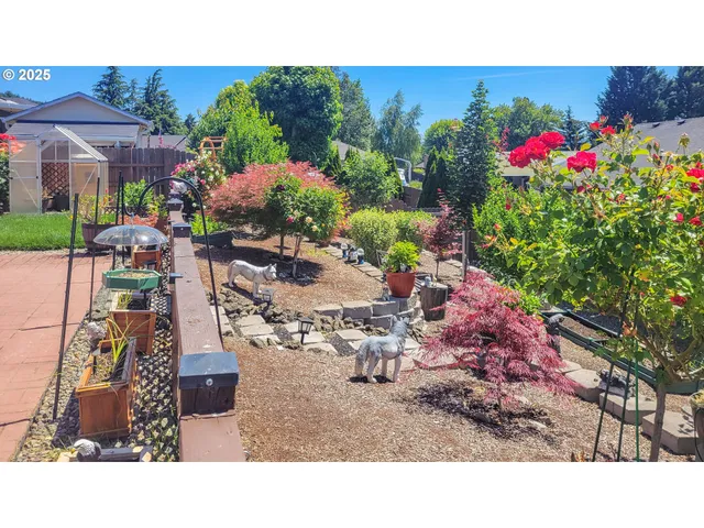 $395,000 | 1234 East 4th Avenue, Sutherlin, OR 97479