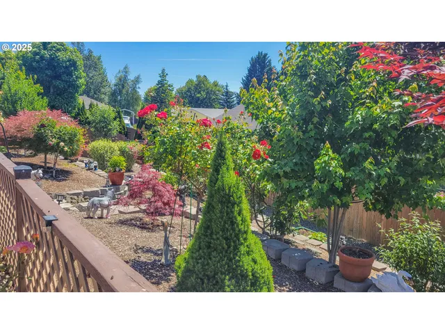 $395,000 | 1234 East 4th Avenue, Sutherlin, OR 97479