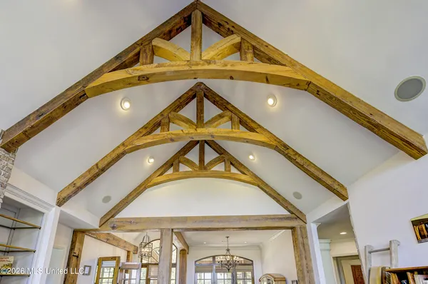 $995,000 | 626 Cedar Hill Road, Flora, MS 39071