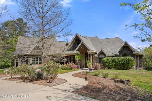 $995,000 | 626 Cedar Hill Road, Flora, MS 39071