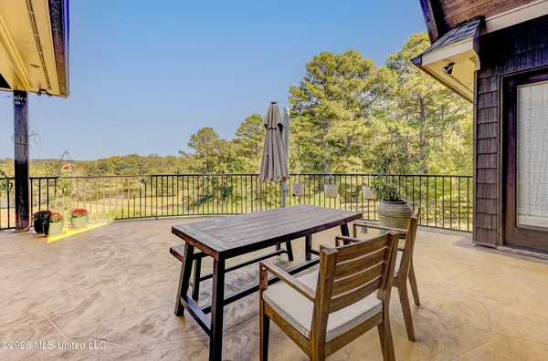 $995,000 | 626 Cedar Hill Road, Flora, MS 39071