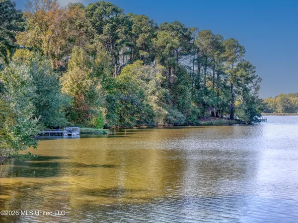 $995,000 | 626 Cedar Hill Road, Flora, MS 39071