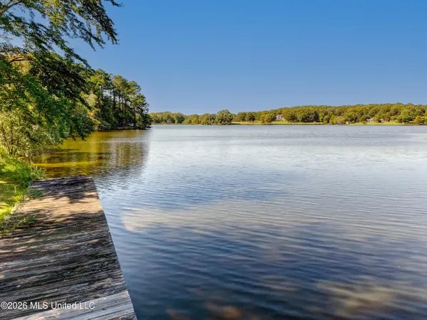 $995,000 | 626 Cedar Hill Road, Flora, MS 39071