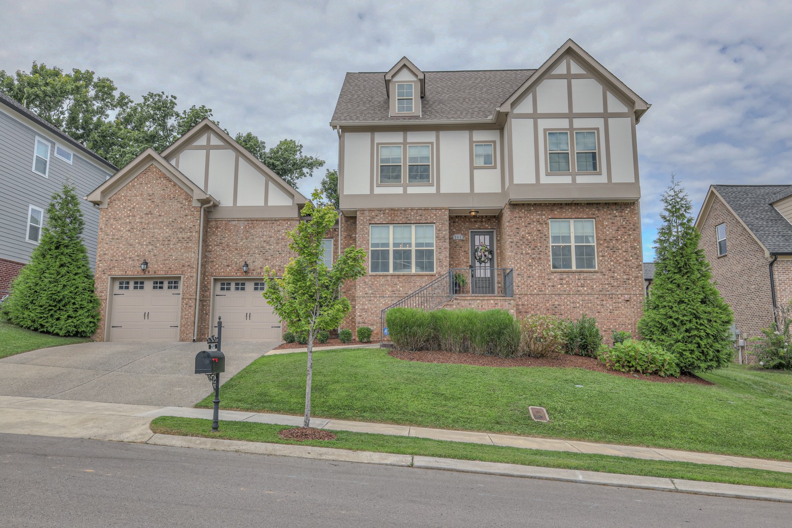 255 Circuit Road Franklin, TN 37064 - Photo 1 of 56 Gallery Image 1