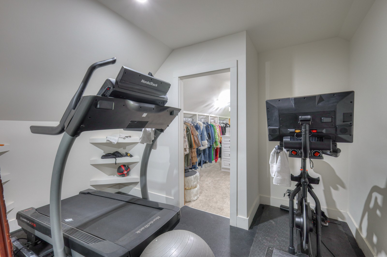 255 Circuit Road Franklin, TN 37064 - Photo 26 of 56 Small gym located on 2nd floor behind the closet