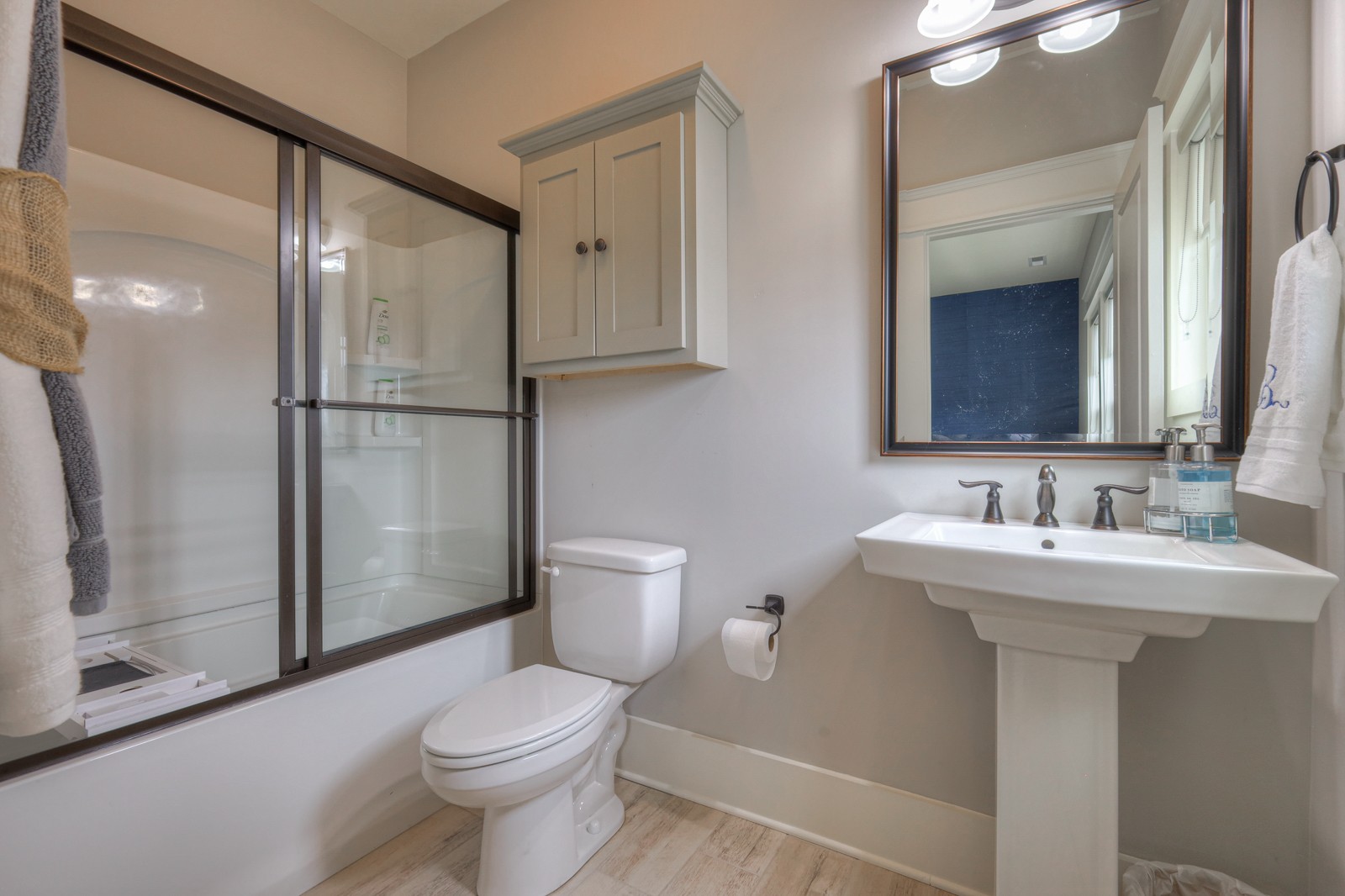 255 Circuit Road Franklin, TN 37064 - Photo 32 of 56 Full bathroom attached to bedroom 2